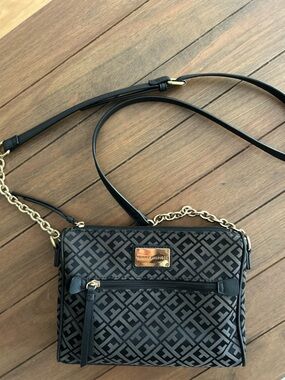 Tommy Hilfiger Jacquard Crossbody